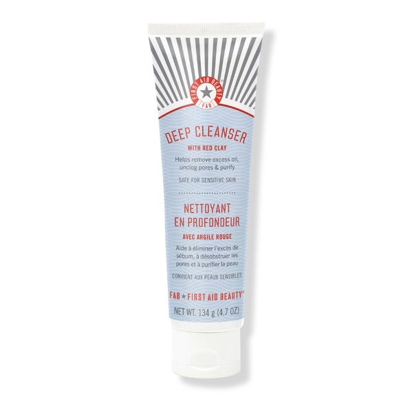 First Aid Beauty Pure Skin Deep Cleanser with Red Clay - Picture 3 of 11